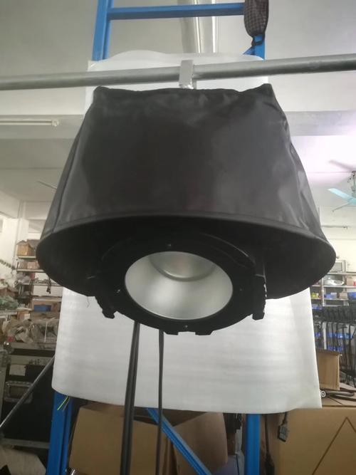 广州led帕灯防雨罩光束灯摇头灯舞台灯光厂家批发销售